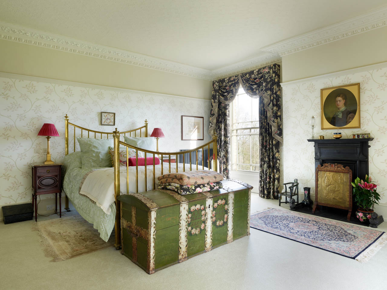 The Black & White Room