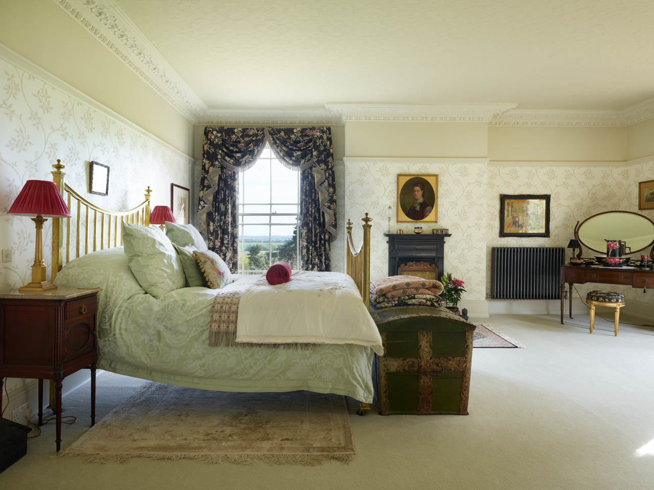 The Black & White Room