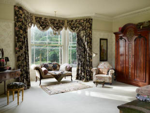 The Black & White Room